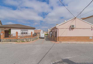 房子 出售 进入 La Zubia, Zubia (La), Granada. 