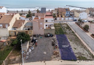 Urban plot for sale in Playa de Puzol, Puçol, Valencia. 