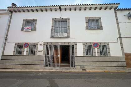 Commercial premise for sale in Palmeras, Bailén, Jaén. 